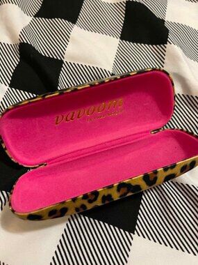 Vavoom by Vince Camuto Leopard Print Hard Shell Sunglasses Eyeglasses Case — Hot